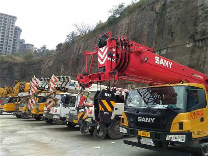 桥东区吊车出租按什么计费？台班费、单次费、里程费怎么算？